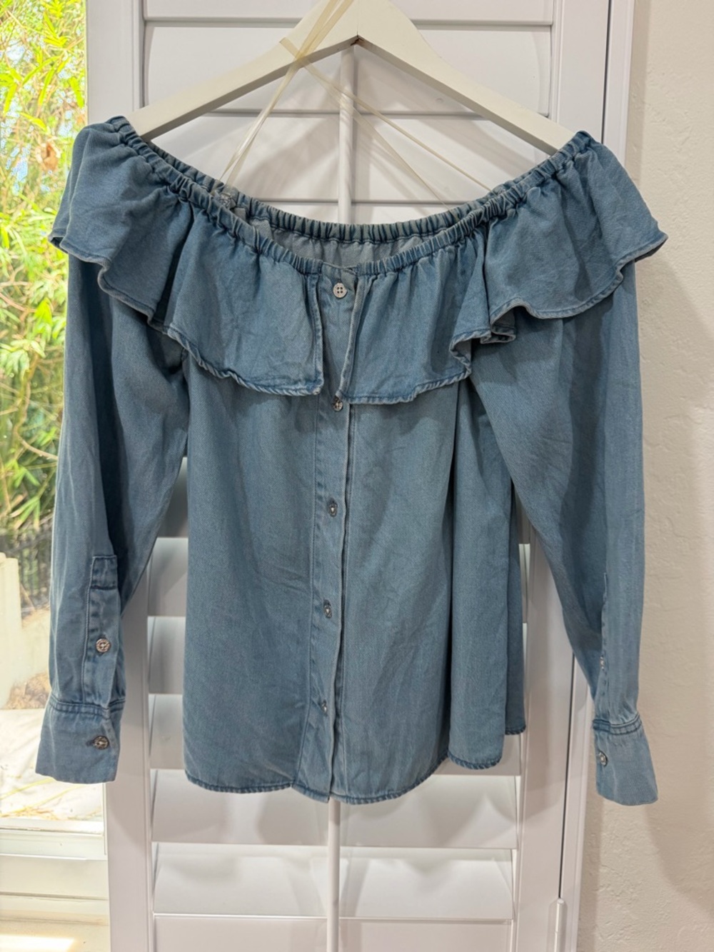 7 For All Mankind Light Blue Off-Shoulder Ruffle Button-Front Blouse